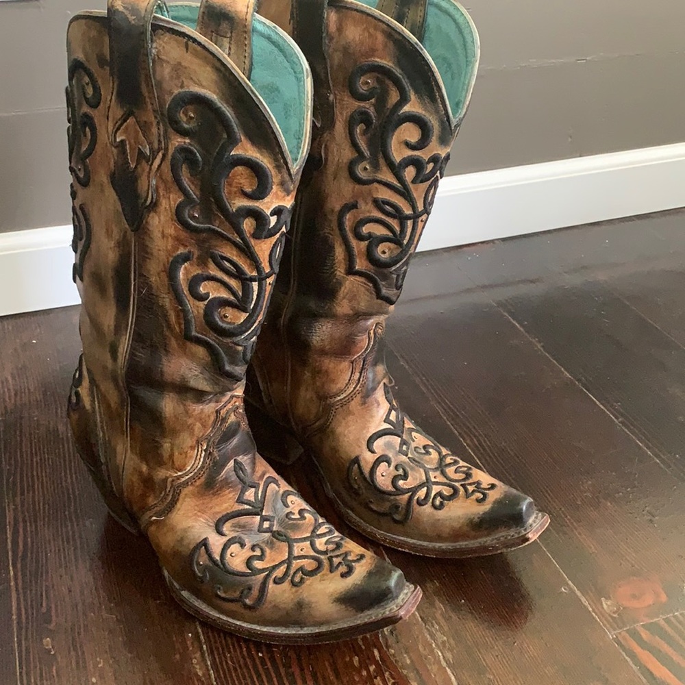 Corral Brown Leather Cowboy Boots with Turquoise Lining
